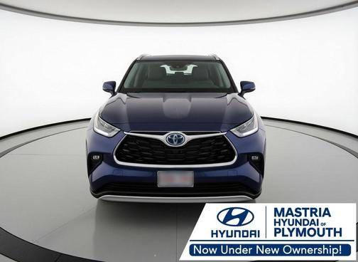 2021 Toyota Highlander Hybrid Platinum