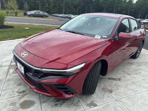 2025 Hyundai ELANTRA SEL Convenience