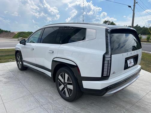 2026 Hyundai IONIQ 9 SEL