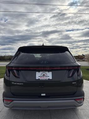 2026 Hyundai TUCSON SEL Premium