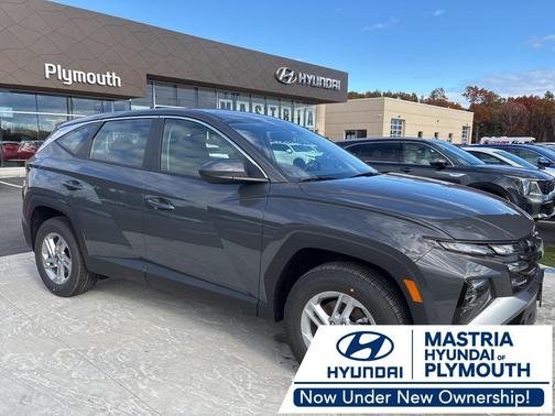 2026 Hyundai TUCSON SE