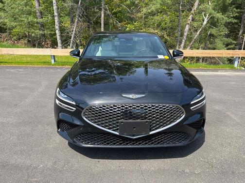 2024 Genesis G70 2.5T