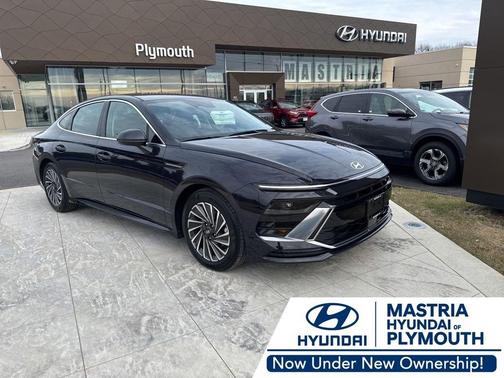 2025 Hyundai SONATA Hybrid SEL