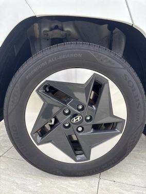 2024 Hyundai KONA EV SEL