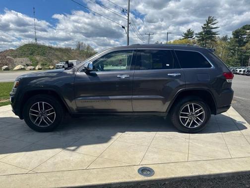 Granite Crystal Clearcoat Metallic 2020 Jeep Grand Cherokee Limited