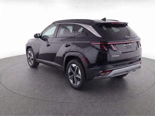 Black 2026 Hyundai TUCSON SEL