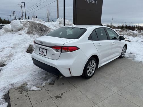 White 2024 Toyota Corolla LE