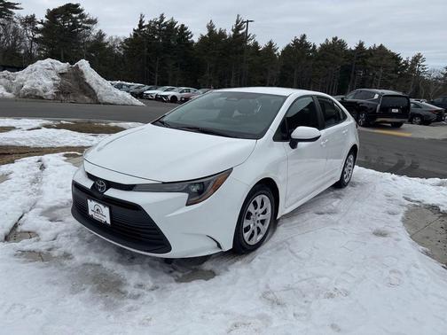 White 2024 Toyota Corolla LE