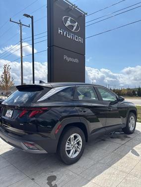 2026 Hyundai TUCSON SE