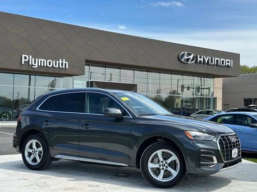 2024 Audi Q5 40 Premium