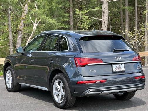 2024 Audi Q5 40 Premium