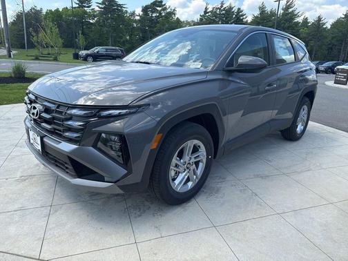 Hampton Gray 2026 Hyundai TUCSON SE