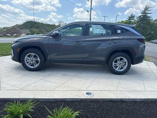 Hampton Gray 2026 Hyundai TUCSON SE