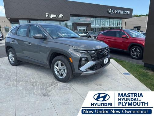 Hampton Gray 2026 Hyundai TUCSON SE