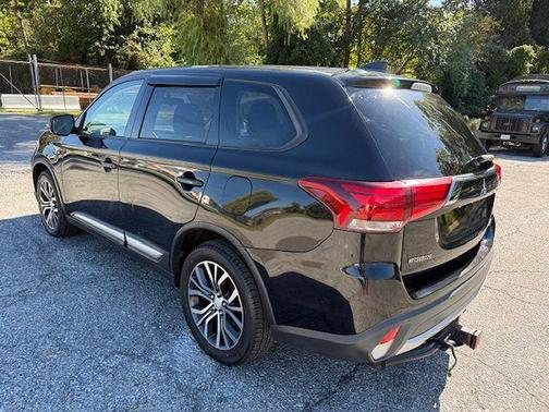 2017 Mitsubishi Outlander SE