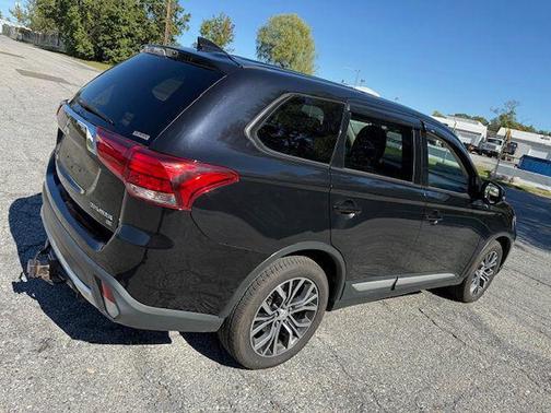 2017 Mitsubishi Outlander SE