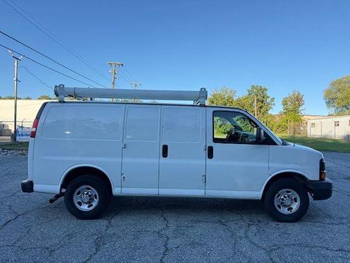 2010 Chevrolet Express 2500 Work Van