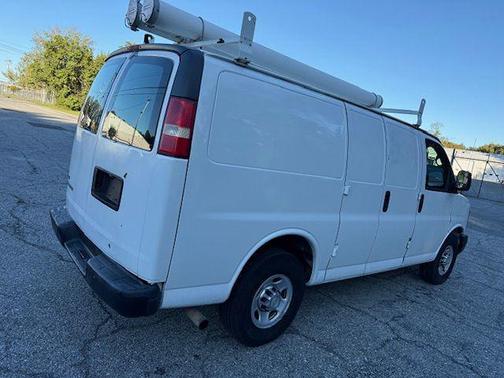 2010 Chevrolet Express 2500 Work Van