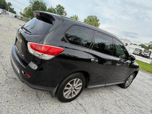 2014 Nissan Pathfinder S