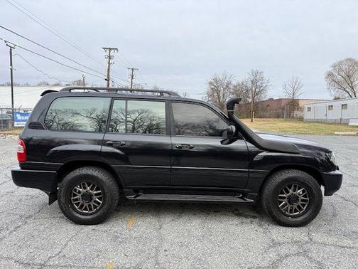 2000 Toyota Land Cruiser Base