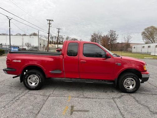 2003 Ford F-150 XLT SuperCab Flareside