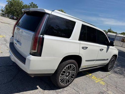 Crystal White Tricoat 2016 Cadillac Escalade Premium
