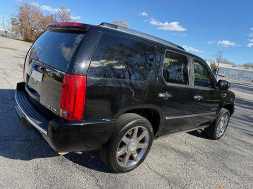 2011 Cadillac Escalade Premium