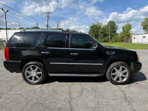 2008 Cadillac Escalade Base