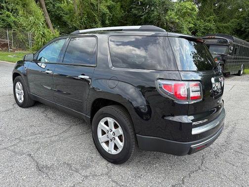 2015 GMC Acadia SLE-2