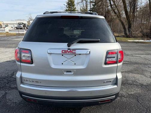 2015 GMC Acadia SLE-2