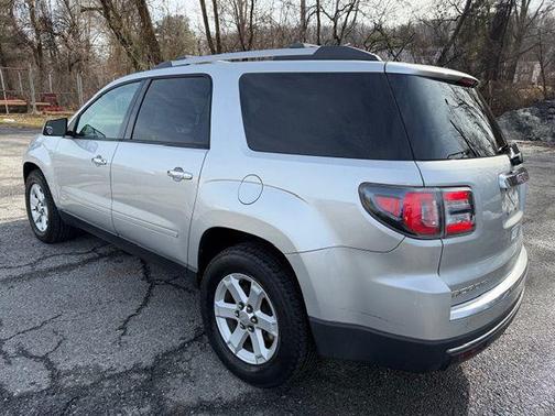 2015 GMC Acadia SLE-2