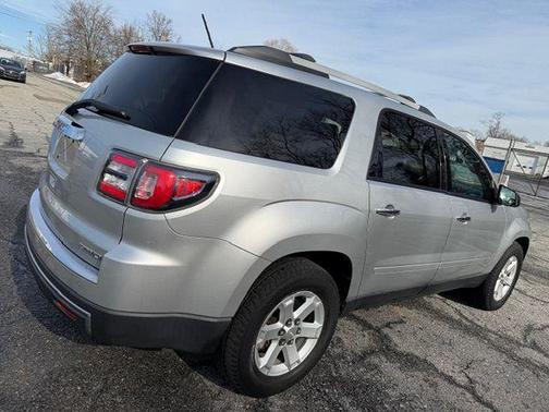 2015 GMC Acadia SLE-2