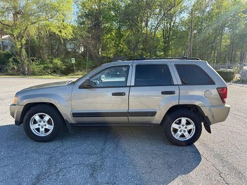 2005 Jeep Grand Cherokee Laredo