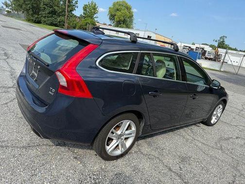 2015 Volvo V60 T5 Platinum