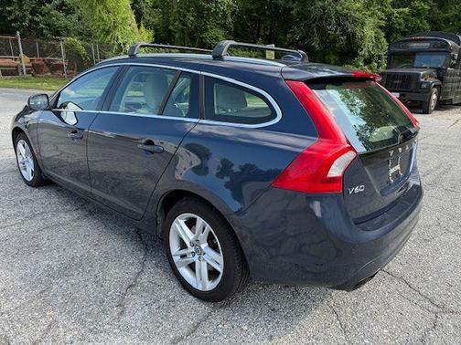 2015 Volvo V60 T5 Platinum