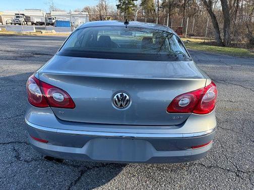2010 Volkswagen CC Sport
