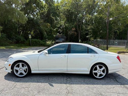 2011 Mercedes-Benz S-Class Sedan