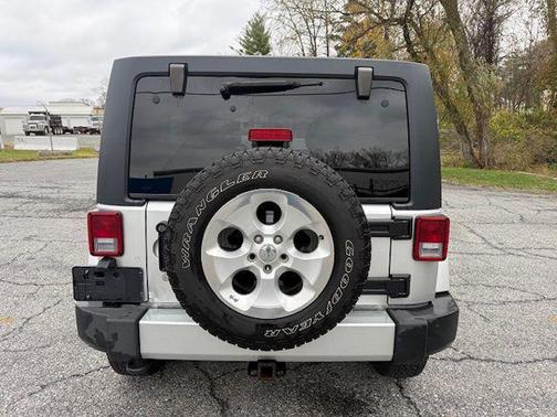2012 Jeep Wrangler Unlimited Sahara