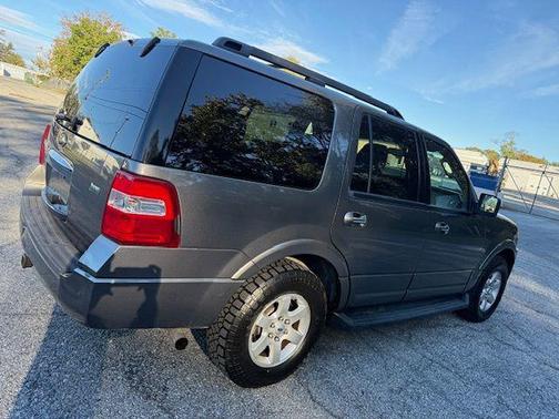 2010 Ford Expedition XLT