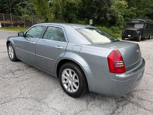 2007 Chrysler 300C Base