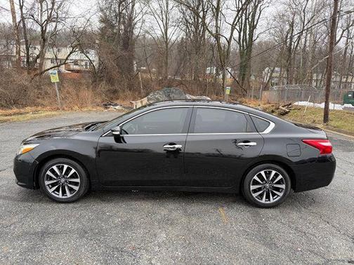 2016 Nissan Altima 2.5 SV