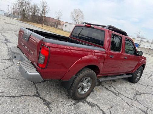 2004 Nissan Frontier XE-V6 Crew Cab