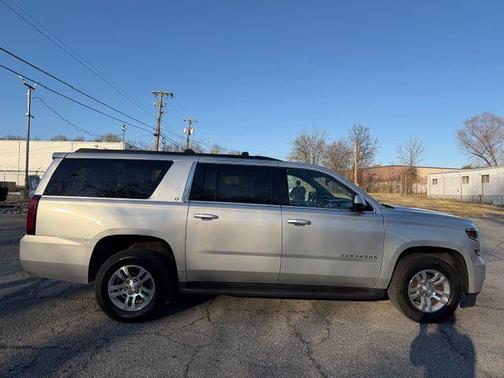 2018 Chevrolet Suburban LT