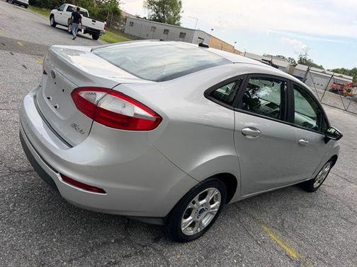 2016 Ford Fiesta SE