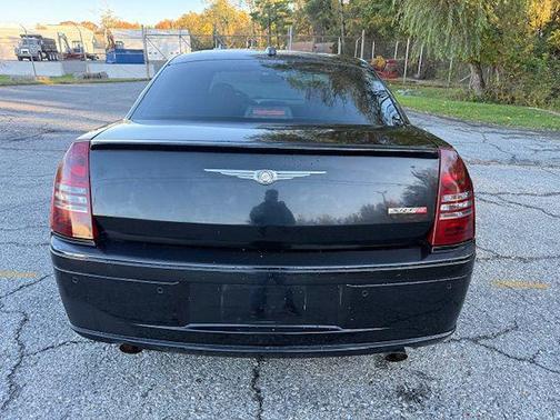 2006 Chrysler 300 SRT8