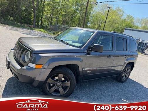 Granite Crystal Metallic Clearcoat 2017 Jeep Patriot 75th Anniversary Edition
