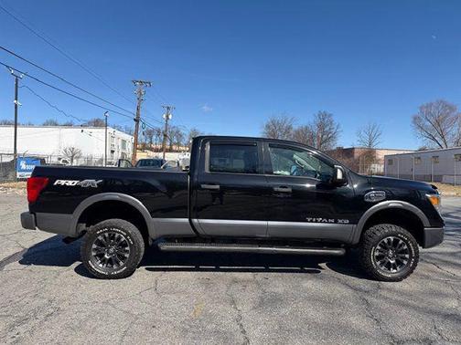 2017 Nissan Titan XD PRO-4X