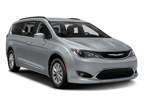 Dark Cordovan Pearlcoat 2017 Chrysler Pacifica Touring-L