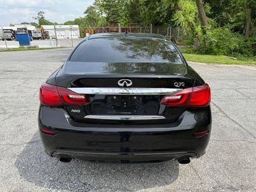 2015 INFINITI Q70 3.7X