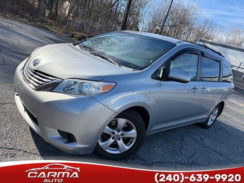 2014 Toyota Sienna LE